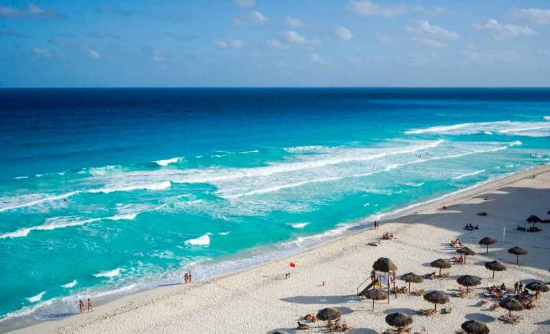 Viajar para Cancún: 5 motivos para não deixar de fazer seguro viagem