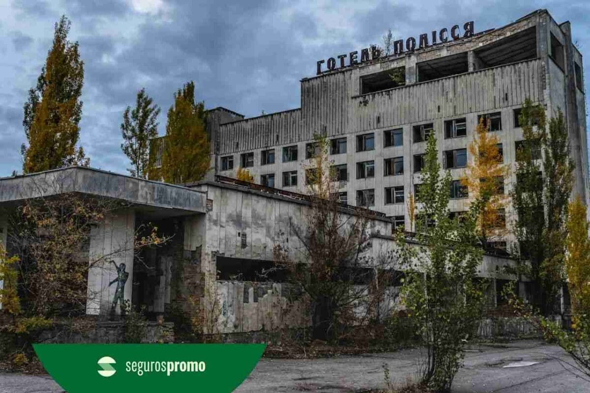 17 cidades fantasma incríveis para visitar ao redor do mundo