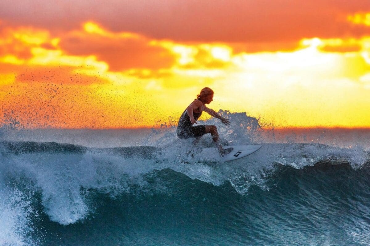 Melhores praias para surf: veja nossas indicações de destinos para visitar para essa prática esportiva!