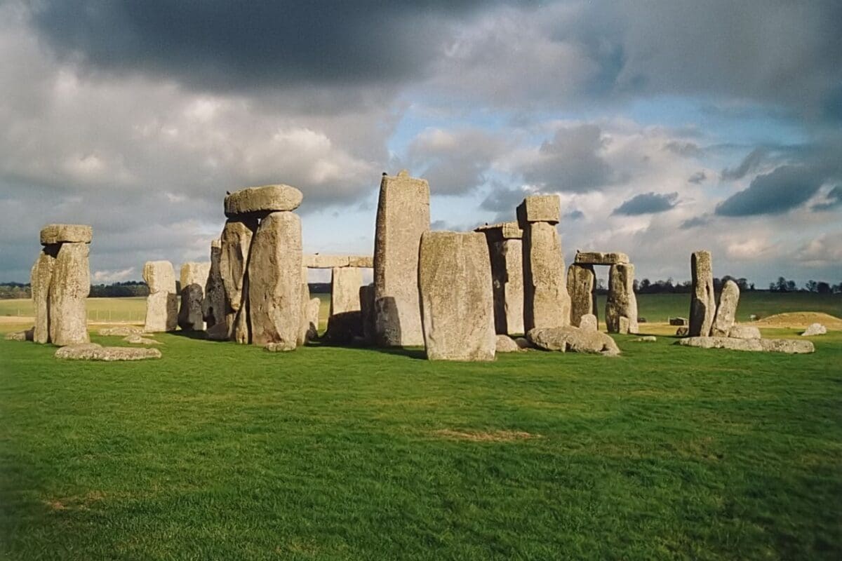 Stonehenge, Inglaterra: conheça sobre a origem, história e localização desse monumento