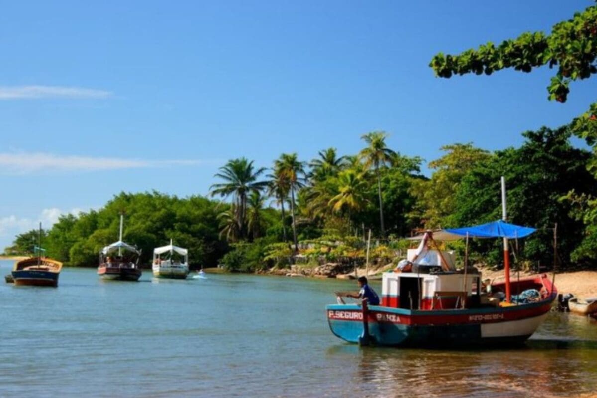 Caraíva, Bahia: conheça onde ficam os melhores destinos turísticos de dia e noite!