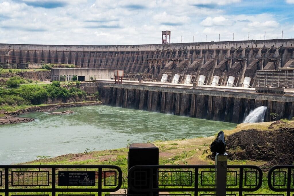 Usina de Itaipu