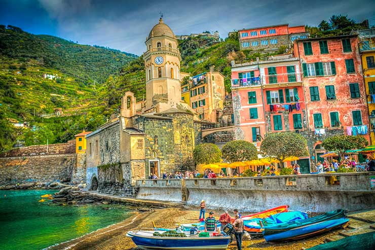 Cinque Terre: saiba onde fica, como chegar lá e o que fazer pra aproveitar!