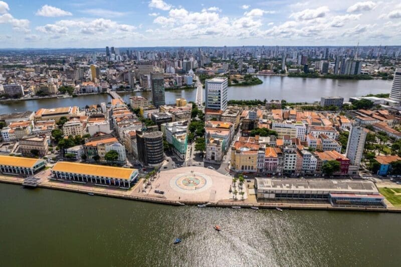 Praias de Pernambuco: Conheça as belezas do litoral do estado!