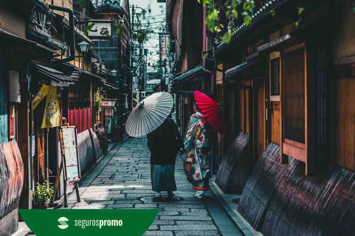 Mochilão pela Ásia: a jornada de uma mulher viajando sozinha