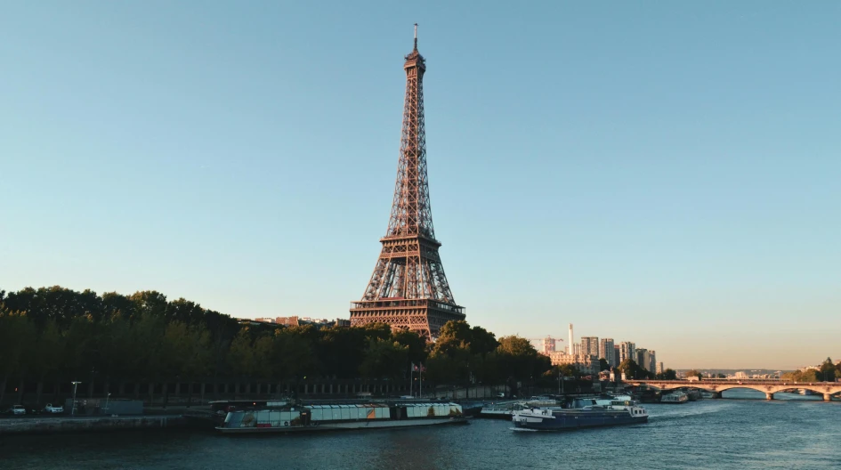 Por que contratar um Seguro Viagem para Paris?